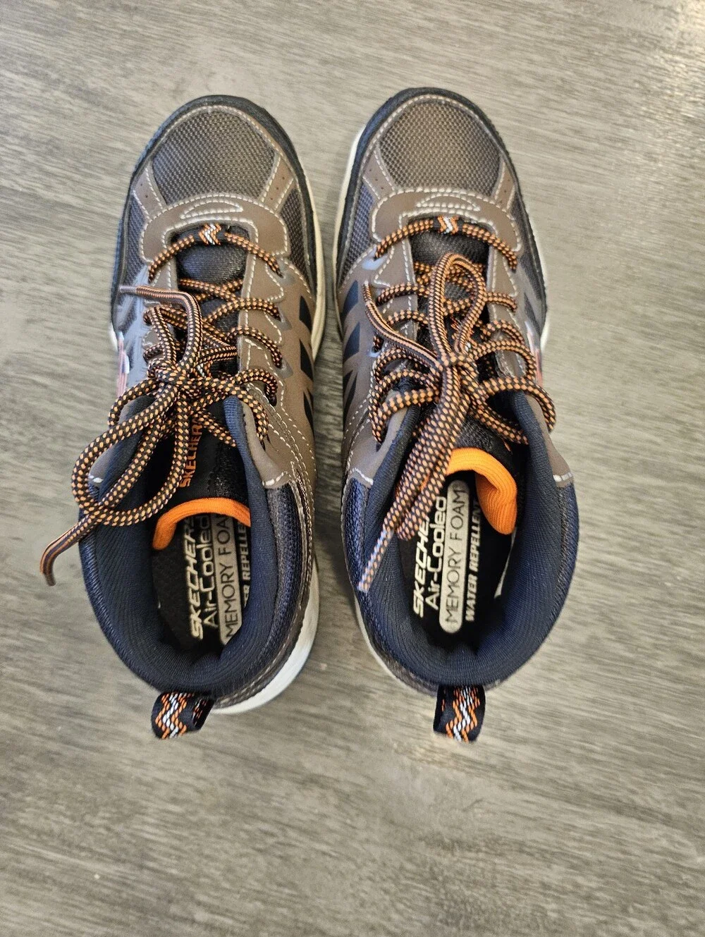 Boys Trail Boots Size 6